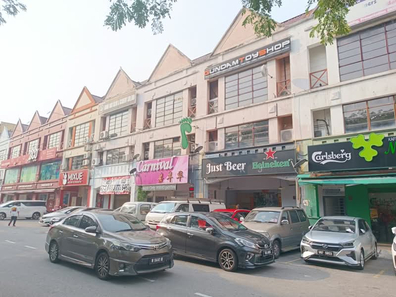 Shop for Rent in Bandar Sunway (Sunway) - Kelvin KJ - Exterior - PropertyGuru.com.my
