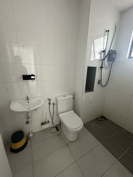 Flat for Sale at Nara @ Eco Ardence - Jess Tee - Bathroom - PropertyGuru.com.my