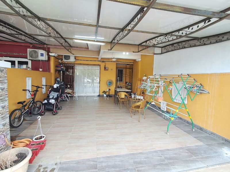 Rumah Teres untuk Dijual di Bandar Putera 2 (Klang) - Bryan Yeoh - Exterior - PropertyGuru.com.my