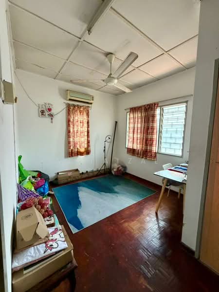 2-storey Terraced House for Sale in Taman Bunga Negara (Shah Alam) - Ai Faizal - Interior - PropertyGuru.com.my