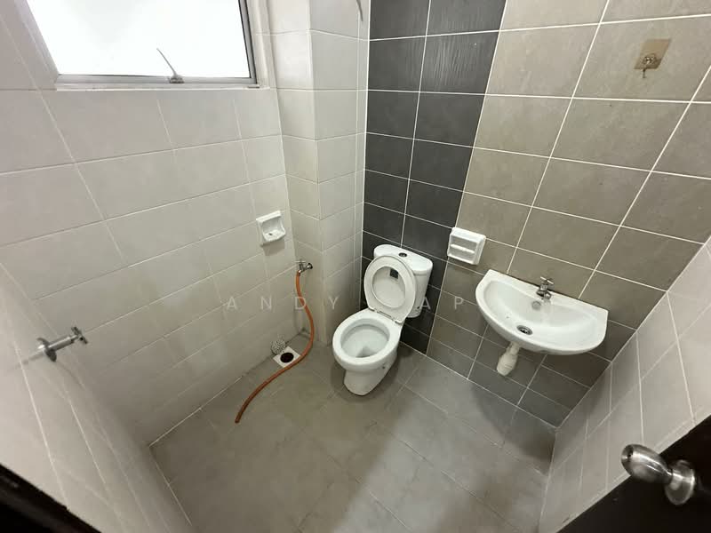 2-storey Terraced House for Sale in Rawang (Selangor) - Andy Yap - Bathroom - PropertyGuru.com.my