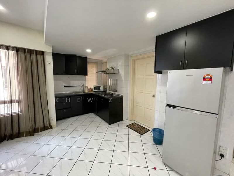 Condominium for Rent at Pantai Panorama Condominiums - Khew Zi Xian - Kitchen - PropertyGuru.com.my