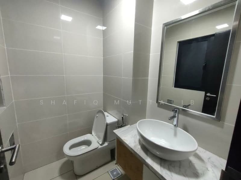 Servis Apartment untuk Disewa di Centrus Soho - Shafiq Muttalib - Bathroom - PropertyGuru.com.my