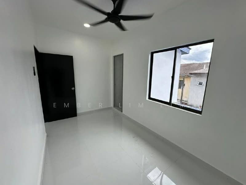 2-storey Terraced House for Rent in Masai (Johor) - Ember Lim Lim - Interior - PropertyGuru.com.my