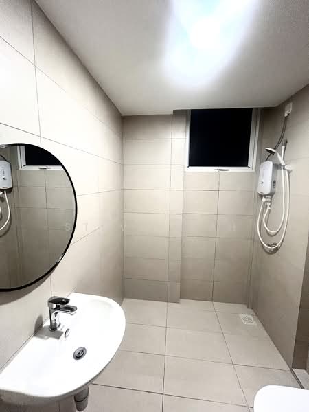 Service Residence for Rent at Vista Tiara (MBW Bay) - Steve Seah - Bathroom - PropertyGuru.com.my