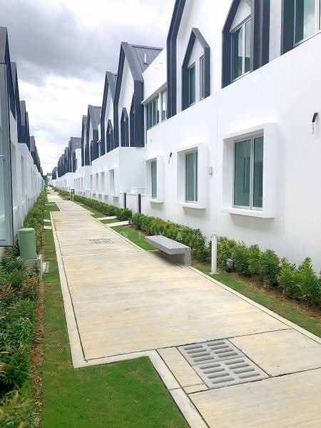 Rumah Teres 2 Tingkat untuk Dijual di Eco Forest (Semenyih) - Katrina Lai - Exterior - PropertyGuru.com.my