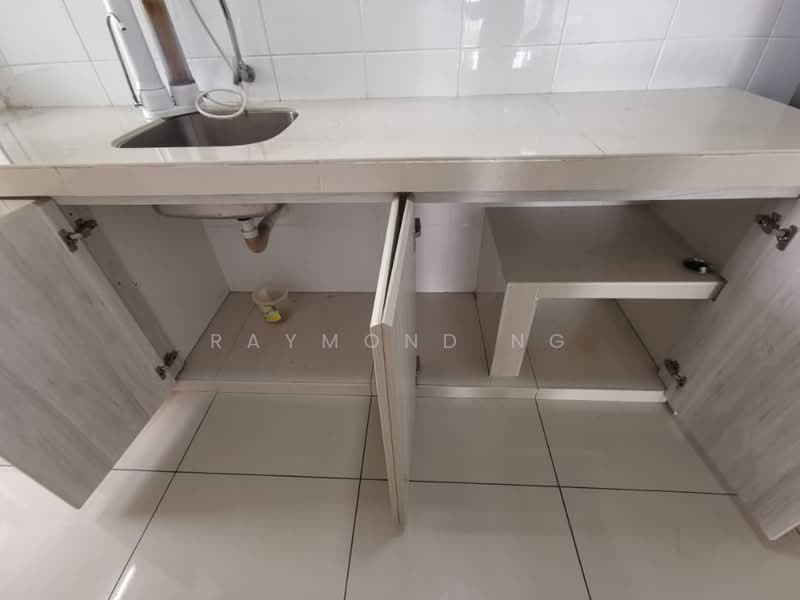 Service Residence for Rent at De Centrum Residences - Raymond Ng - Kitchen - PropertyGuru.com.my