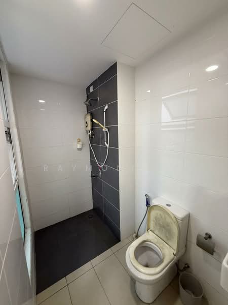 Service Residence for Rent at De Centrum Residences - Raymond Ng - Bathroom - PropertyGuru.com.my