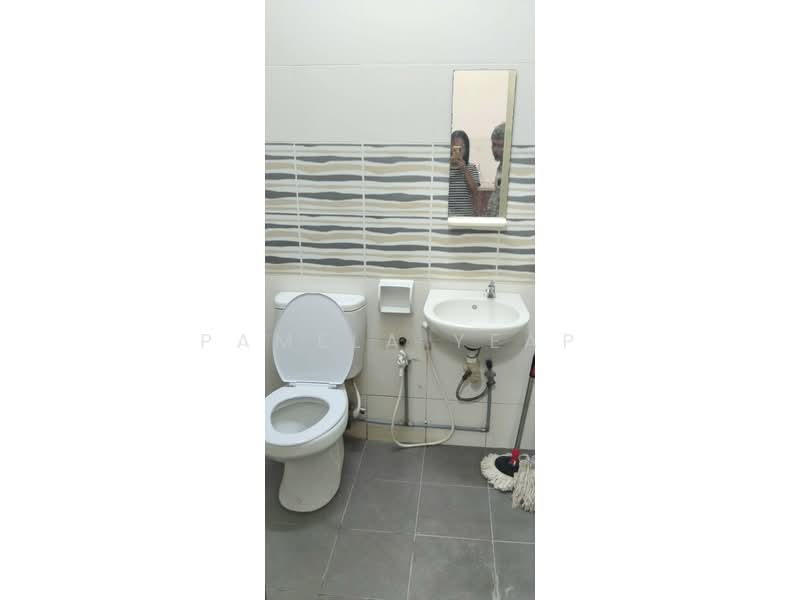 Rumah Berkembar untuk Disewa di Relau (Sungai Ara) - Pamela Yeap - Bathroom - PropertyGuru.com.my
