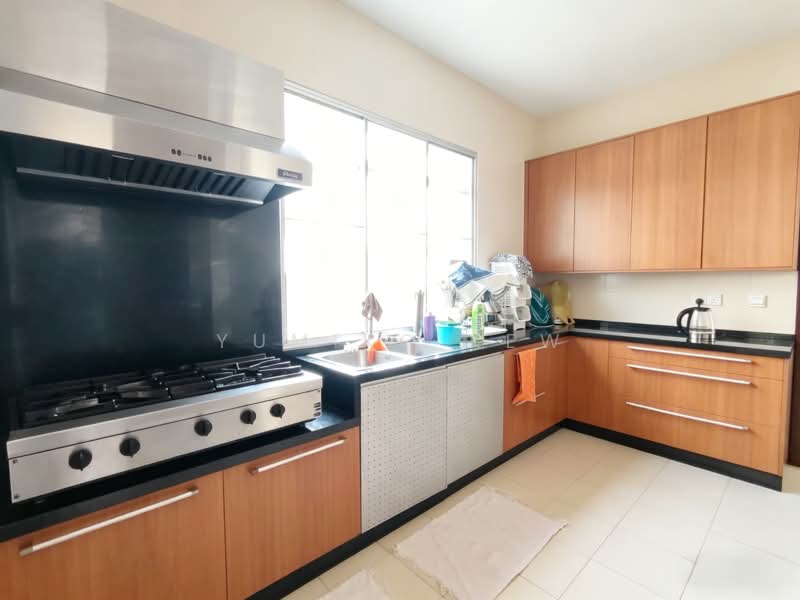 Bungalow for Sale in Kemensah Heights (Ulu Kelang) - Yumiko Kew - Kitchen - PropertyGuru.com.my