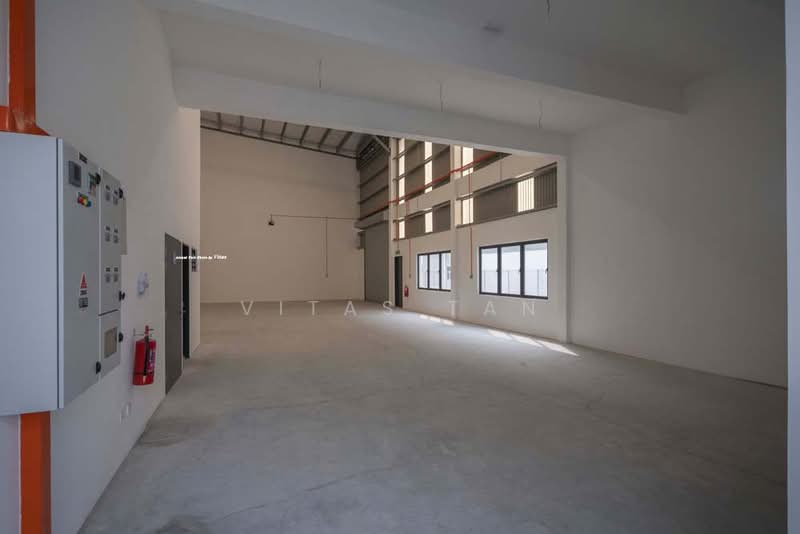 Factory for Rent in Eco Business Park V (Puncak Alam) - Vitas Tan - Interior - PropertyGuru.com.my