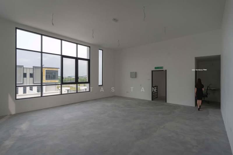Factory for Rent in Eco Business Park V (Puncak Alam) - Vitas Tan - Interior - PropertyGuru.com.my
