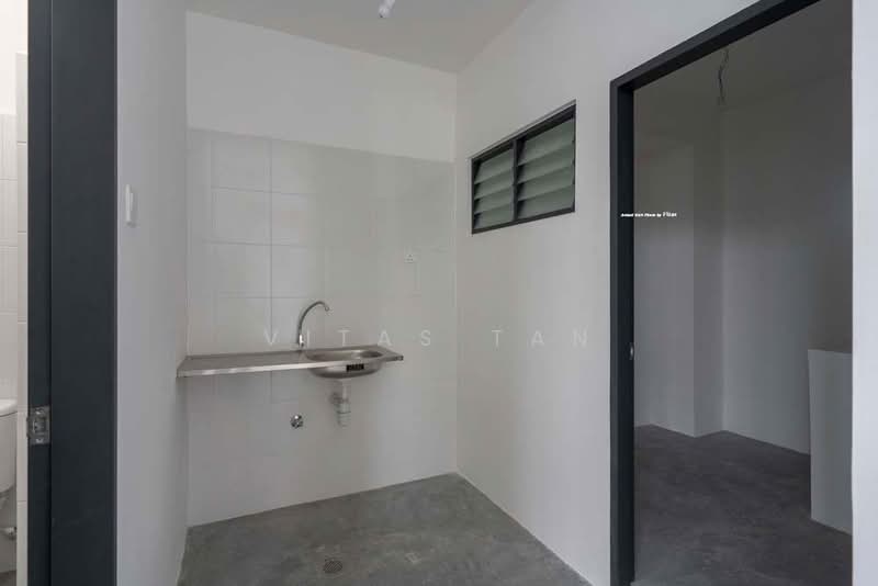 Factory for Rent in Eco Business Park V (Puncak Alam) - Vitas Tan - Interior - PropertyGuru.com.my