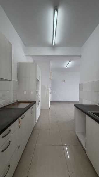 Service Residence for Sale at Saville @ Melawati - Brandon Chin - Kitchen - PropertyGuru.com.my