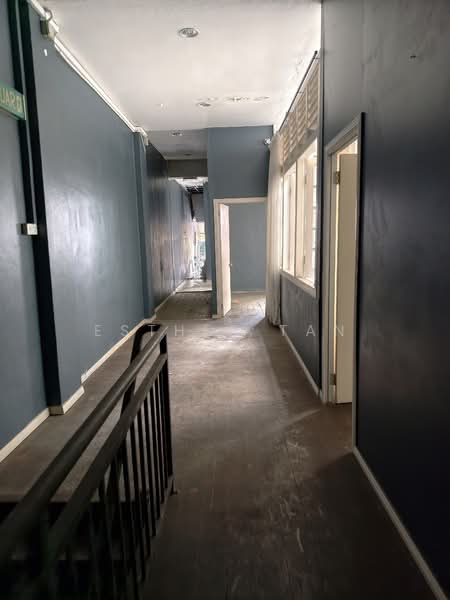 Shop for Sale in Melaka City (Melaka) - Esther Tan - Corridor - PropertyGuru.com.my