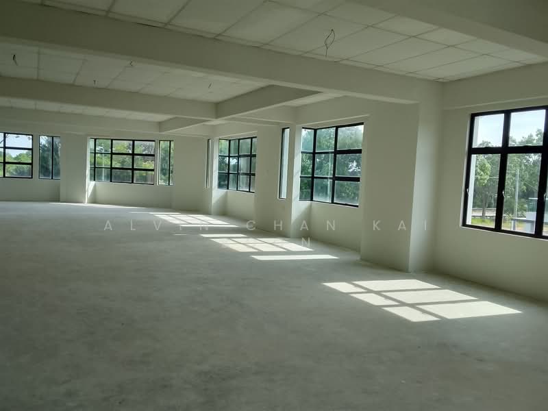 Shop / Office for Rent in Taman Bertam Putra (Tanjong Minyak) - Alvin Chan Kai Boon - Interior - PropertyGuru.com.my