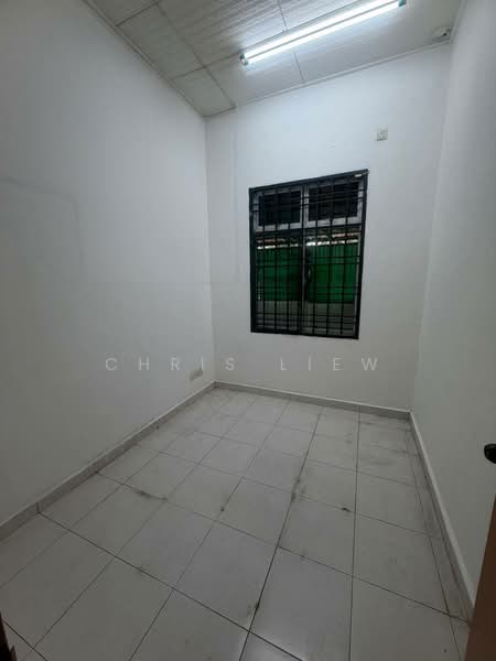 1-storey Terraced House for Sale in Taman Bestari Indah (Ulu Tiram) - Chris Liew - Interior - PropertyGuru.com.my