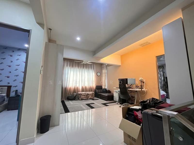Rumah Kluster untuk Dijual di Shah Alam (Selangor) - Sa'a Nordin - Living Room - PropertyGuru.com.my
