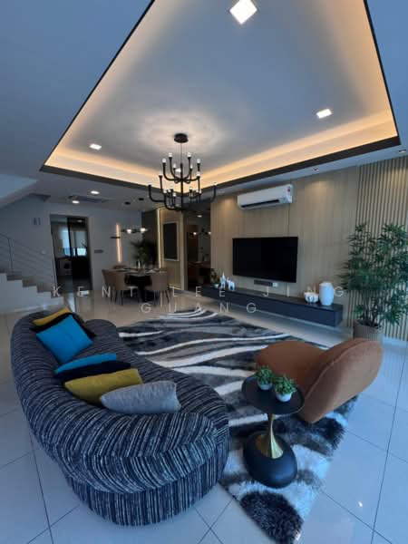 Rumah Teres 3 Tingkat untuk Dijual di Seksyen U10 (Shah Alam) - Kent Lee Jing Guang - Living Room - PropertyGuru.com.my