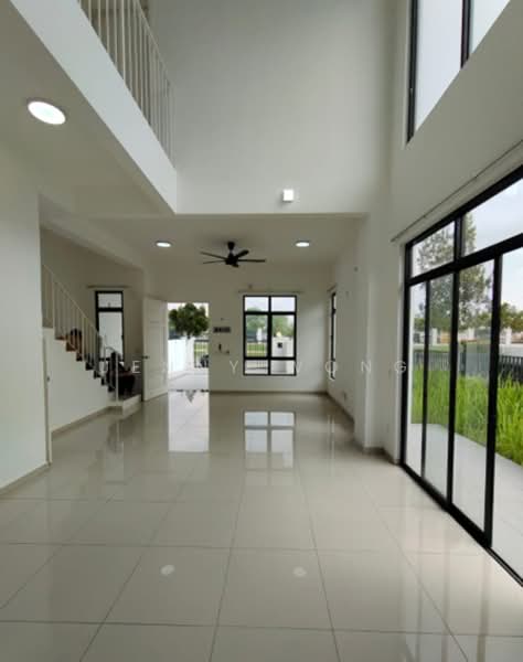 Rumah Teres 2 Tingkat untuk Disewa di Shah Alam (Selangor) - Jenny Wong - Living Room - PropertyGuru.com.my