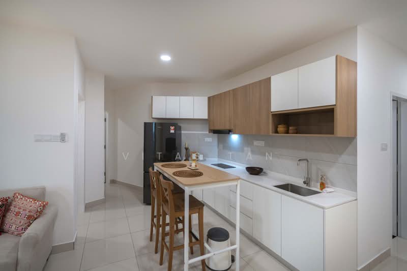Servis Apartment untuk Dijual di AraTre' Residences - Vitas Tan - Kitchen - PropertyGuru.com.my