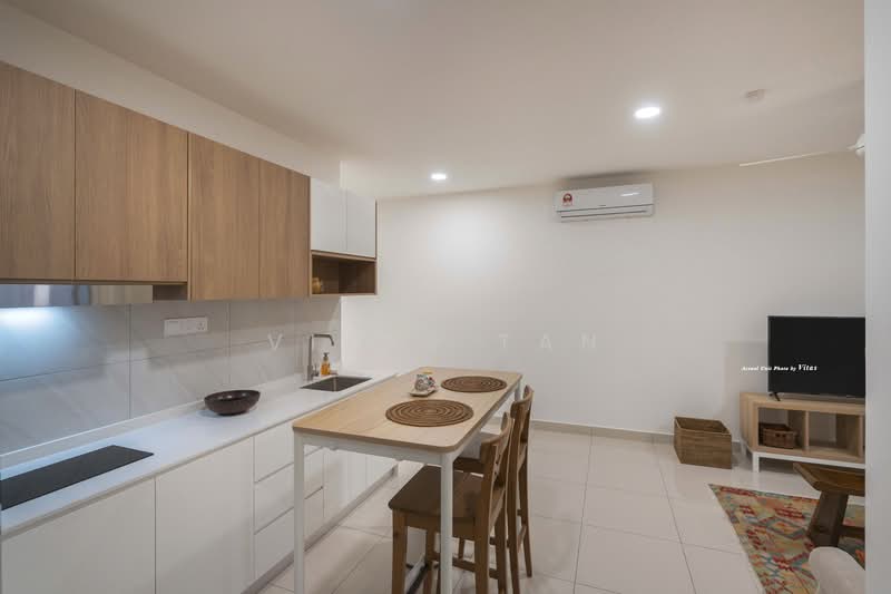 Servis Apartment untuk Dijual di AraTre' Residences - Vitas Tan - Kitchen - PropertyGuru.com.my