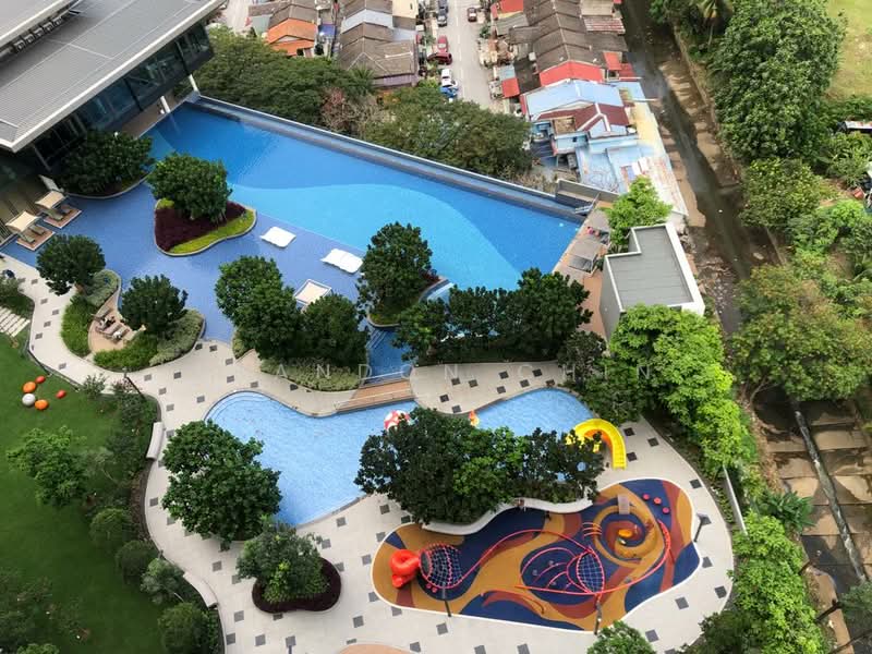 Kondominium untuk Disewa di M Adora - Brandon Chin - Pool - PropertyGuru.com.my