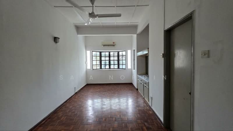 Rumah Teres 2 Tingkat untuk Dijual di Seksyen 8 (Shah Alam) - Sa'a Nordin - PropertyGuru.com.my