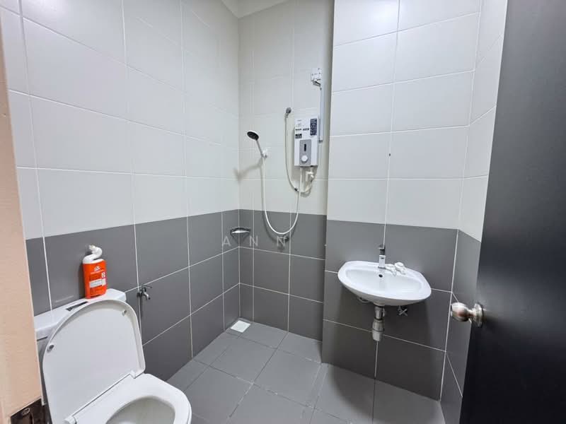 2-storey Terraced House for Sale in Eco Botanic 2 (Iskandar Puteri (Nusajaya)) - Ann . - Bathroom - PropertyGuru.com.my