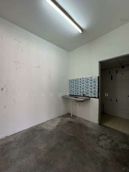 Shop / Office for Sale in Pusat Bandar Puchong (Puchong) - Brandon Chin - PropertyGuru.com.my