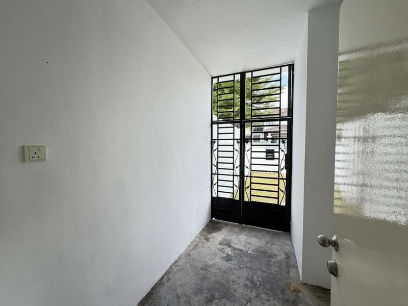 Rumah Kluster untuk Dijual di Taman Adda Heights (Tebrau) - Genki Yap - Entrance - PropertyGuru.com.my