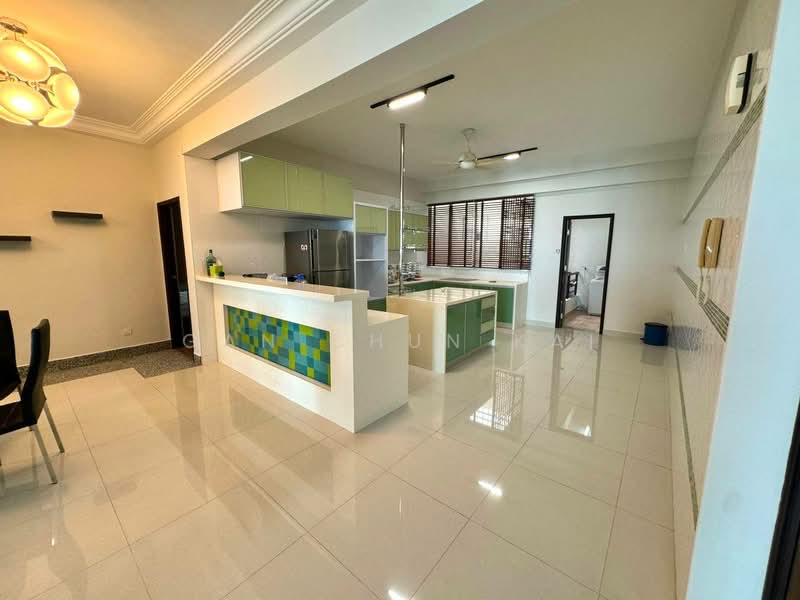 Kondominium untuk Disewa di Gurney Beach Resort - Gan Chun Kai - Kitchen - PropertyGuru.com.my