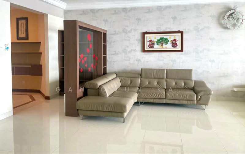 Kondominium untuk Disewa di Gurney Beach Resort - Gan Chun Kai - Living Room - PropertyGuru.com.my