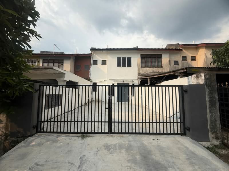 Rumah Teres 2 Tingkat untuk Dijual di Bukit Sentosa (Rawang) - Elwin Mah - Exterior - PropertyGuru.com.my