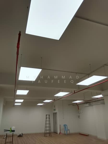 Office for Rent in Bukit Jelutong (Shah Alam) - Muhammad Taufeeq - Interior - PropertyGuru.com.my