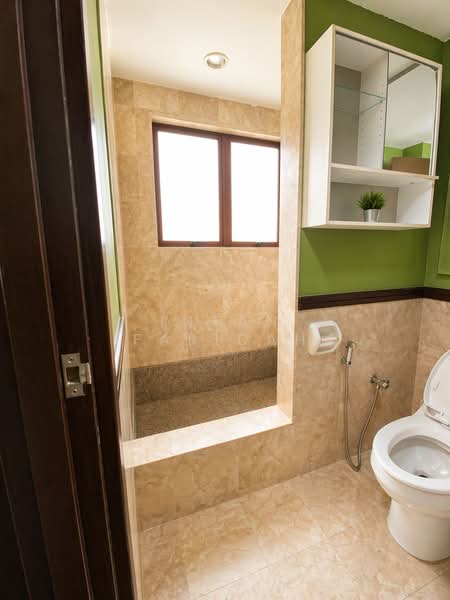 Untuk Disewa - Ukay Bayu