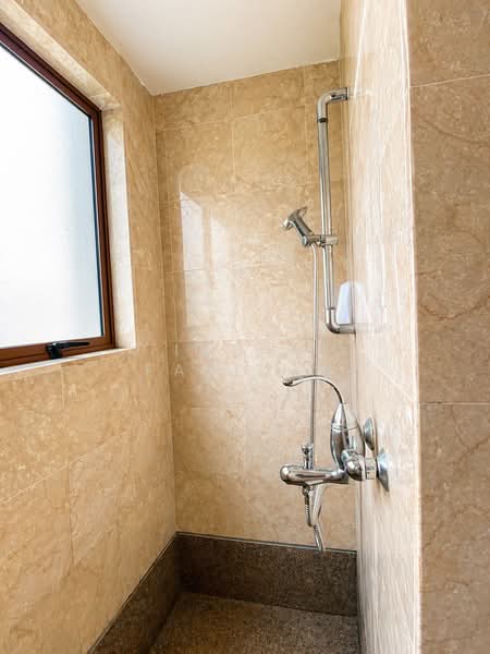 Untuk Disewa - Ukay Bayu