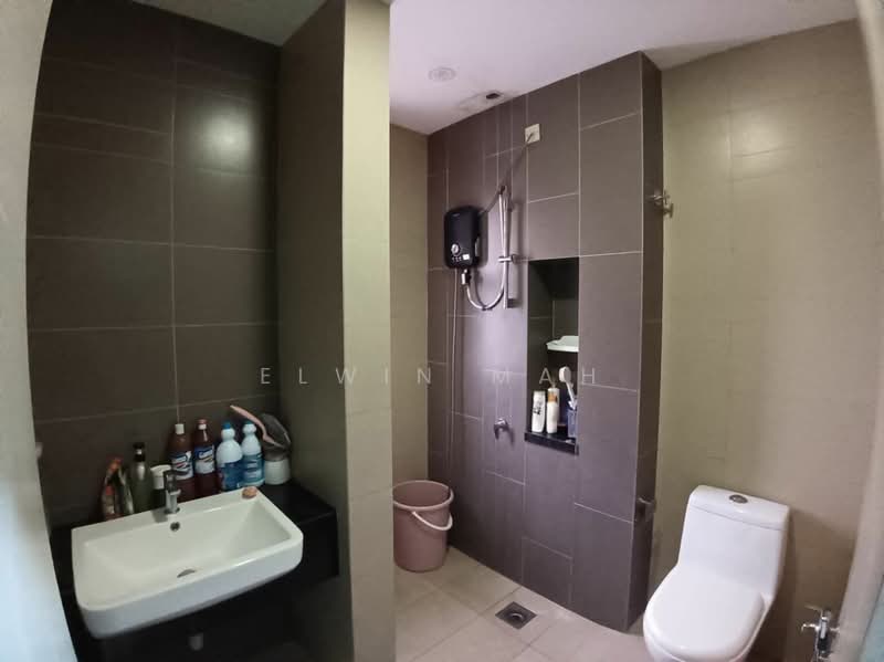 Rumah Teres 2 Tingkat untuk Dijual di Rawang (Selangor) - Elwin Mah - Bathroom - PropertyGuru.com.my