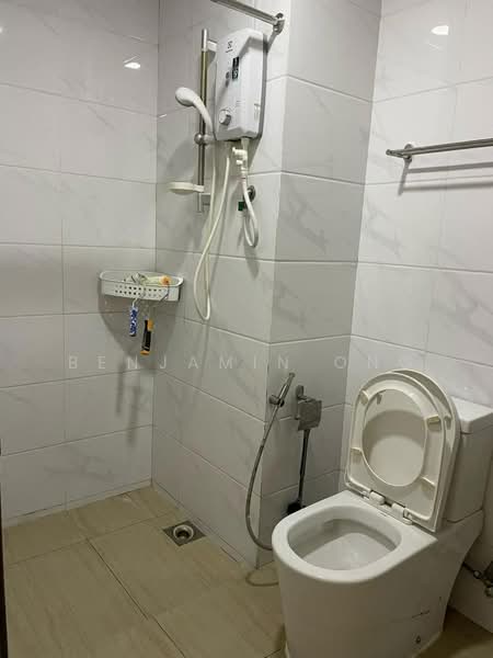 Service Residence for Rent at Country Garden Central Park - Benjamin Ong - Bathroom - PropertyGuru.com.my