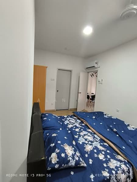 Service Residence for Sale at Midas @ Seri Alam - Alan Ler - Bedroom - PropertyGuru.com.my