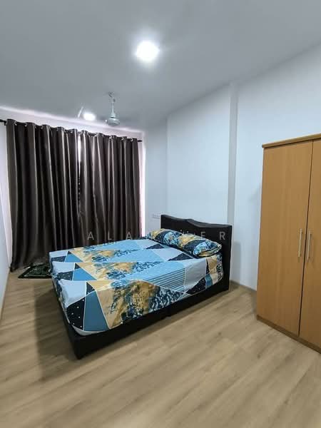 Service Residence for Sale at Midas @ Seri Alam - Alan Ler - Bedroom - PropertyGuru.com.my