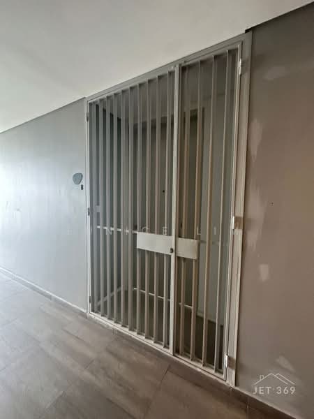 Servis Apartment untuk Dijual di Geo Bukit Rimau - Eunice Lim - Corridor - PropertyGuru.com.my