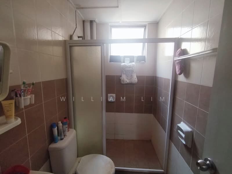 Apartment for Sale at Goodview Heights - William Lim - Bathroom - PropertyGuru.com.my