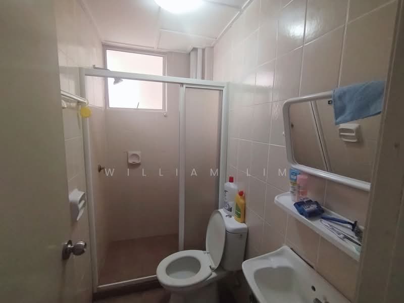 Apartment for Sale at Goodview Heights - William Lim - Bathroom - PropertyGuru.com.my