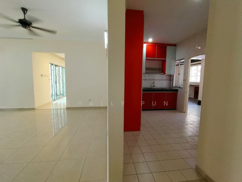 Rumah Teres 2 Tingkat untuk Disewa di Puchong (Selangor) - Shally Pun - Kitchen - PropertyGuru.com.my