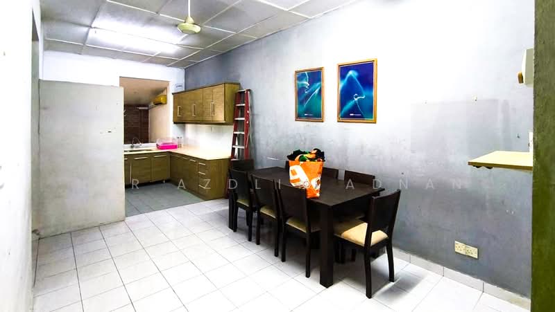 Semi-Detached House for Sale in Desa Pinggiran Putra (Dengkil) - Nor Azdlin Adnan - PropertyGuru.com.my