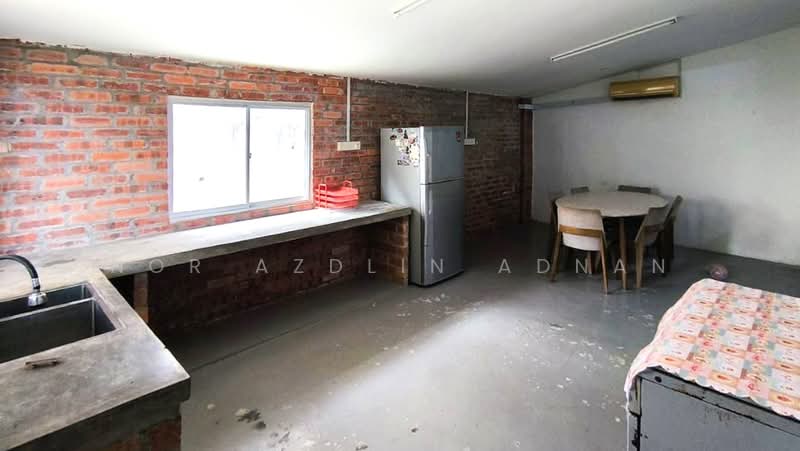 Semi-Detached House for Sale in Desa Pinggiran Putra (Dengkil) - Nor Azdlin Adnan - PropertyGuru.com.my
