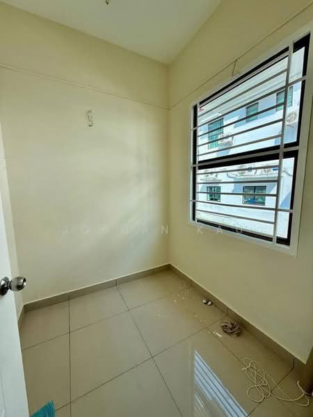 Untuk Dijual - Perjiranan 12 - Rollinia