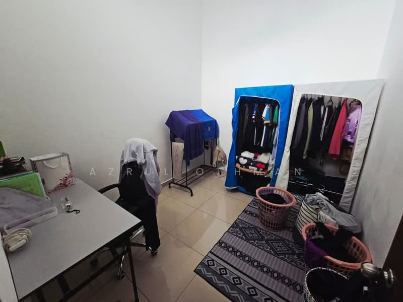 1-storey Terraced House for Sale in Taman Desa Kiara (Sikamat) - Azrul Othman - Bedroom - PropertyGuru.com.my