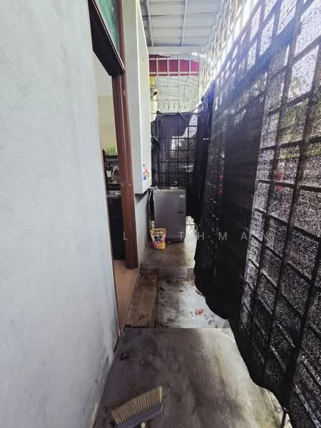 1-storey Terraced House for Sale in Taman Desa Kiara (Sikamat) - Azrul Othman - PropertyGuru.com.my